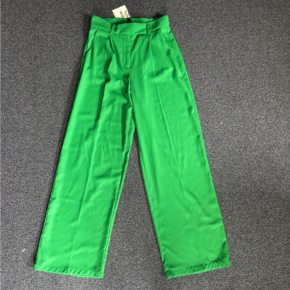Vibrant Green Wide-Leg Pants